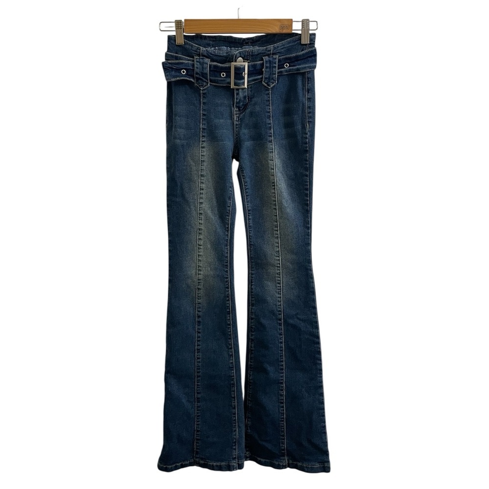 👖💙SHEIN Dark Blue Flare Jeans w/ Stretch. Size 26.